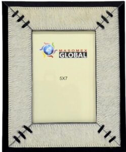 A SET OF 3 HANDMADE TABLETOP HORIZONTAL PHOTO FRAME