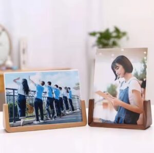 Best Selling A4 Solid Wood Photo Frame with Custom U Shaped Base Eco Friendly Creative Glass Design Handmade Tabletop Display