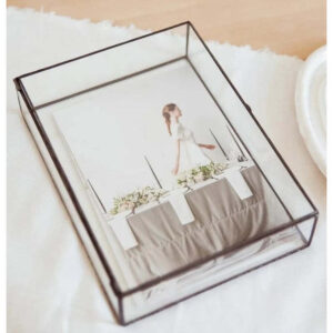 Black Glass Photo Frame for Portrait Photography