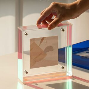 Clear Acrylic Magnetic Crystal Glass Double Sided Floating Wall Hanging Photo Frame Custom Size Stackable