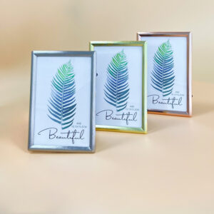 Custom Fashion Family Photo Frame on Table Hotel Desktop Plated Metal Alloy Picture Photo Frame