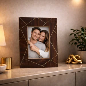 Custom Handmade Eco Friendly Wooden Photo Frame with Customized Logo and Laser Engraving for Wedding Souvenir and Event Gift
