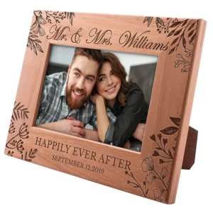 Custom Laser Engraved Wooden Photo Frame Personalized Wedding Gift Mr & Mrs Picture Frame Solid Wood Tabletop Home Decor Frames