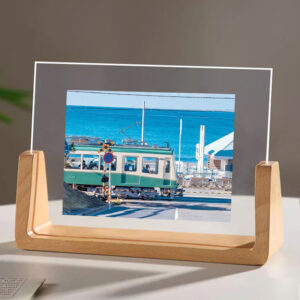 Custom Logo Desktop U Shaped Solid Beech Wood Wooden Photo Acrylic Frame Picture Frame with Wooden Base