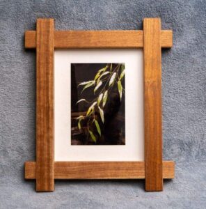 Custom Size and Shape Handmade Durable Eco Friendly Modern Wooden Photo Frame Home Decoration for Tabletop Use in Office & House
