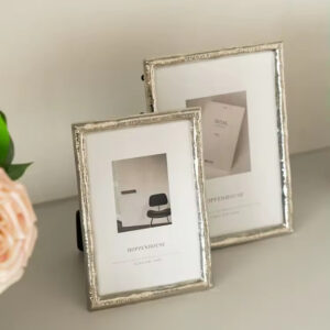 Customized Photo Frame Light Luxury Alloy Silver Photo Frame High grade Metal Photo Frame Simple Wedding Gift