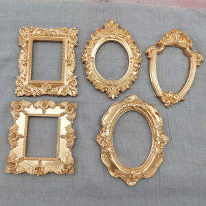 DIY Resin Mini Frame Set of 5 Pcs Assorted Frame Small Baroque Interior Photo Frame Display Christmas Holiday Decor
