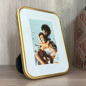 Direct Factory Metal Rectangle A4 Photo Frame 5×7 Inch Modern Simple Design Creative Desktop Wall Hanging