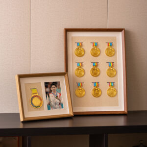 Eco friendly Custom Medal Storage Photo Frame Tabletop Display Wooden Ornament for Sports Awards