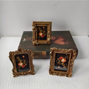 European Retro Relief Plastic Eco Friendly Photo Frame Tabletop Decoration Painting Wall Art Picture Frame