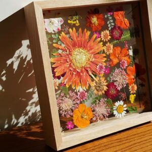 Fashionable Double Sided Oak Kingwin Durable Photo Frame Customized Logo UV Printing 6″ Sizes Floating Wall Art
