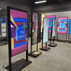 Floor Stand Wall Hanging 55 Inch Double Sided Window LCD Display High Brightness Digital Signage 3000nits for Window Advertising