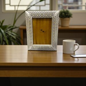 High End Eco Friendly Bone Inlay Photo Frame Geometric Design Handmade Stocked Decorative Tabletop Picture Frame Customized