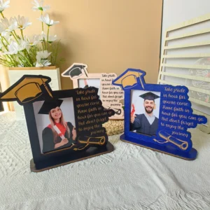 Hot Selling Graduation Cap Shape Reusable Wooden Photo Frame for Graduation Season Home Decor & Desktop Indoor Use