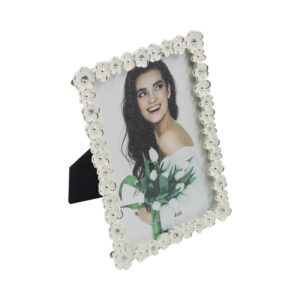 Hot Selling Metal Small Flower Design Classic Tabletop Gifts Picture Photo Frame