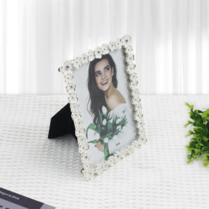 JUNLIN Hot Selling Metal Small Flower Design Tabletop Gifts Picture Photo Frame