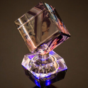 Light up Rotating Glass Crystal Cube Photo Frame MH F0403