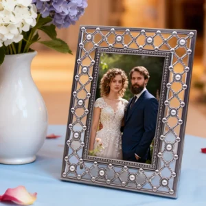 Luxury Zinc Alloy Photo Frame 4×6 Grid Lattice Pearl Photo Frame with Sparkling Crystals and Pearls Wedding Gifts Home Decor