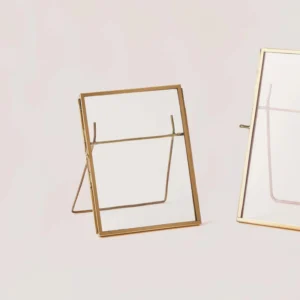 Medium Size Metal Glass Standing Photo Frame Vintage Design for Wedding Photos Decor Simple Style