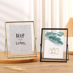 Metal Photo Frame Tabletop Decorative Photo Holder Customized Shape Tabletop Metal and Glass Photo Frame