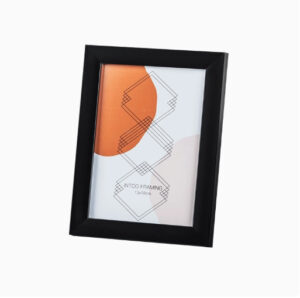 Minimalist Eco Friendly Small Plastic Photo Frame for Home or Office Decoration Stylish Design