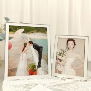 Modern Simple Aluminum Alloy Wedding Photo Studio and Classic White Photo Picture Frame