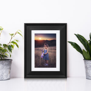 Modern Wood 6*8 Vertical Tabletop Picture Frames with Customizable Logo Eco Friendly Rectangle Photo Display