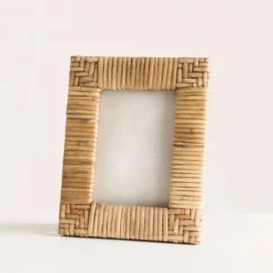 Premium Quality Solid Wood Picture Frame for Wedding Photos and Living Room Wall Decoration