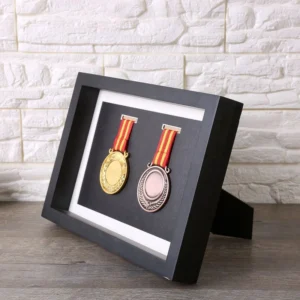 QUMAZHU High Quality Eco Friendly Durable A4 Solid Wood Frame Modern 3D Black Shadow Box Design Flower Artwork Medal Display