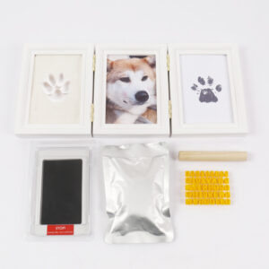 Solid Wood Black Photo Frame with Painting for Cat or Dog Paw Print DIY Commemorative Pet Souvenir
