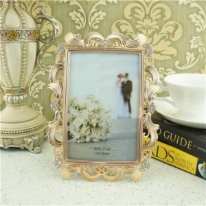Stylish Metal Wooden Photo Frame for Interior Decor Distinctive Craftsmanship Elegant Tabletop Display Customizable Size Color