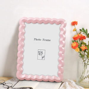 Wave Shape Eco friendly Modern Portable Home Decoration Resin Photo Frame with Customizable Size for Wedding Photos