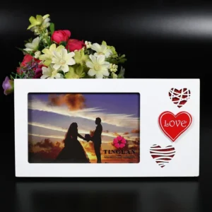 White Wooden 4R Photo Frame Love Wedding Photos Frame Wedding Decoration for Sale
