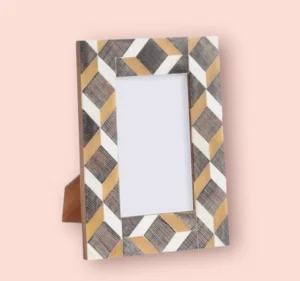 large Wooden Photo Frames Picture Frames Made of Solid Wood for Tabletop or Wall Display From India